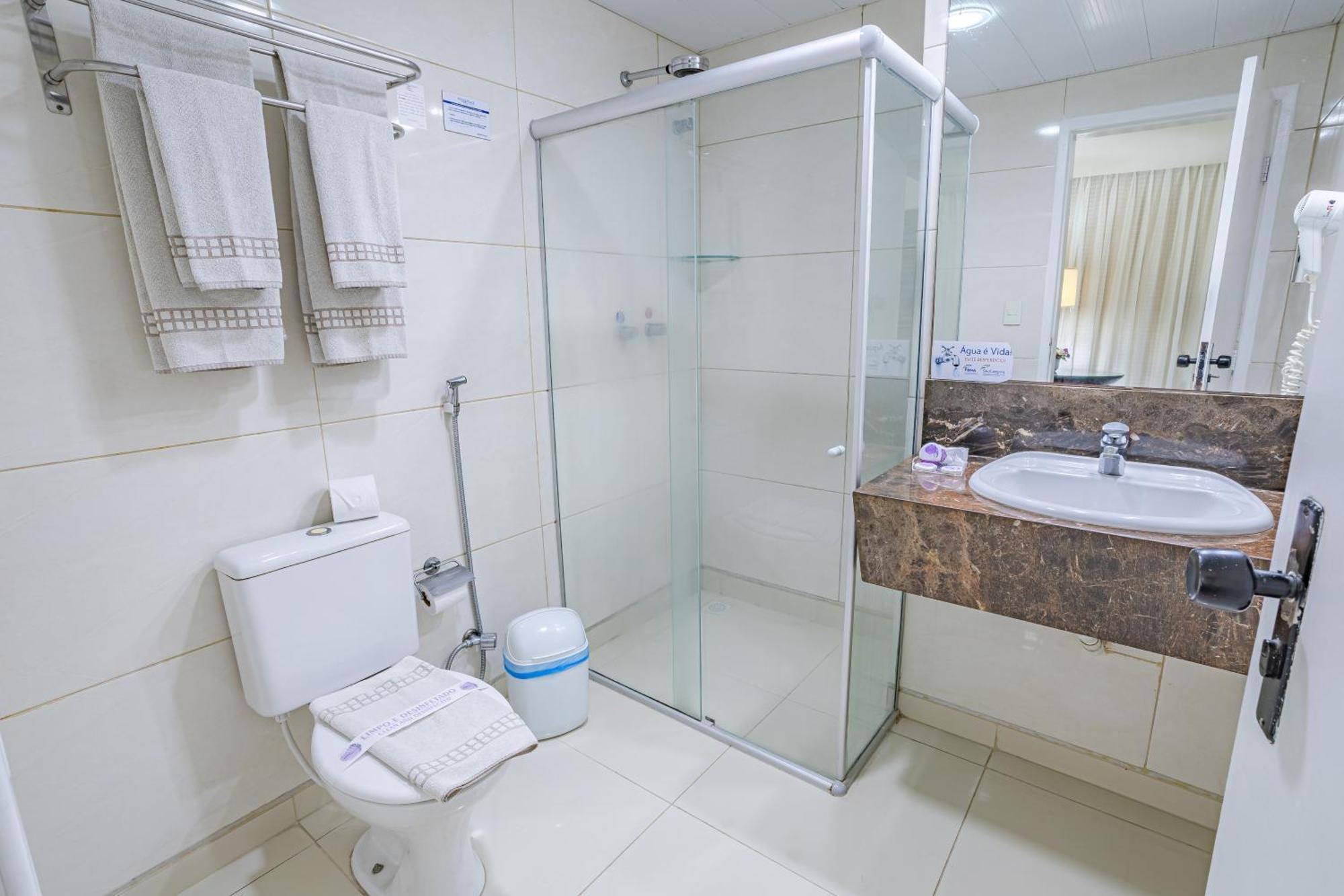 Hotel Village Premium Campina Grande Bilik gambar